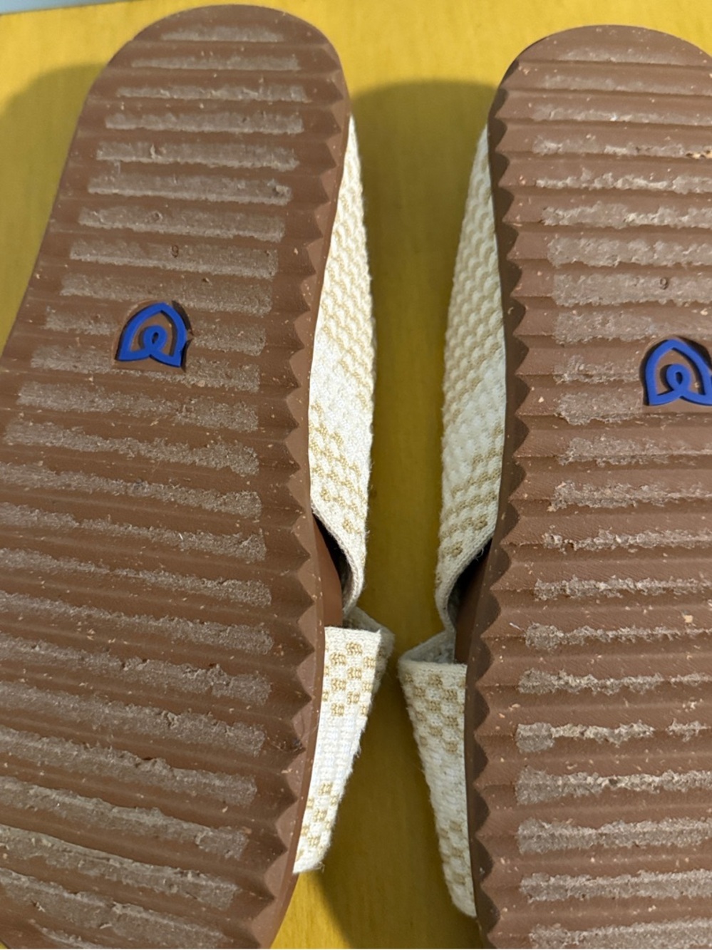 Rothys Woven Cross-Band Slide Sandals in Beige and White - Picture 3 of 4